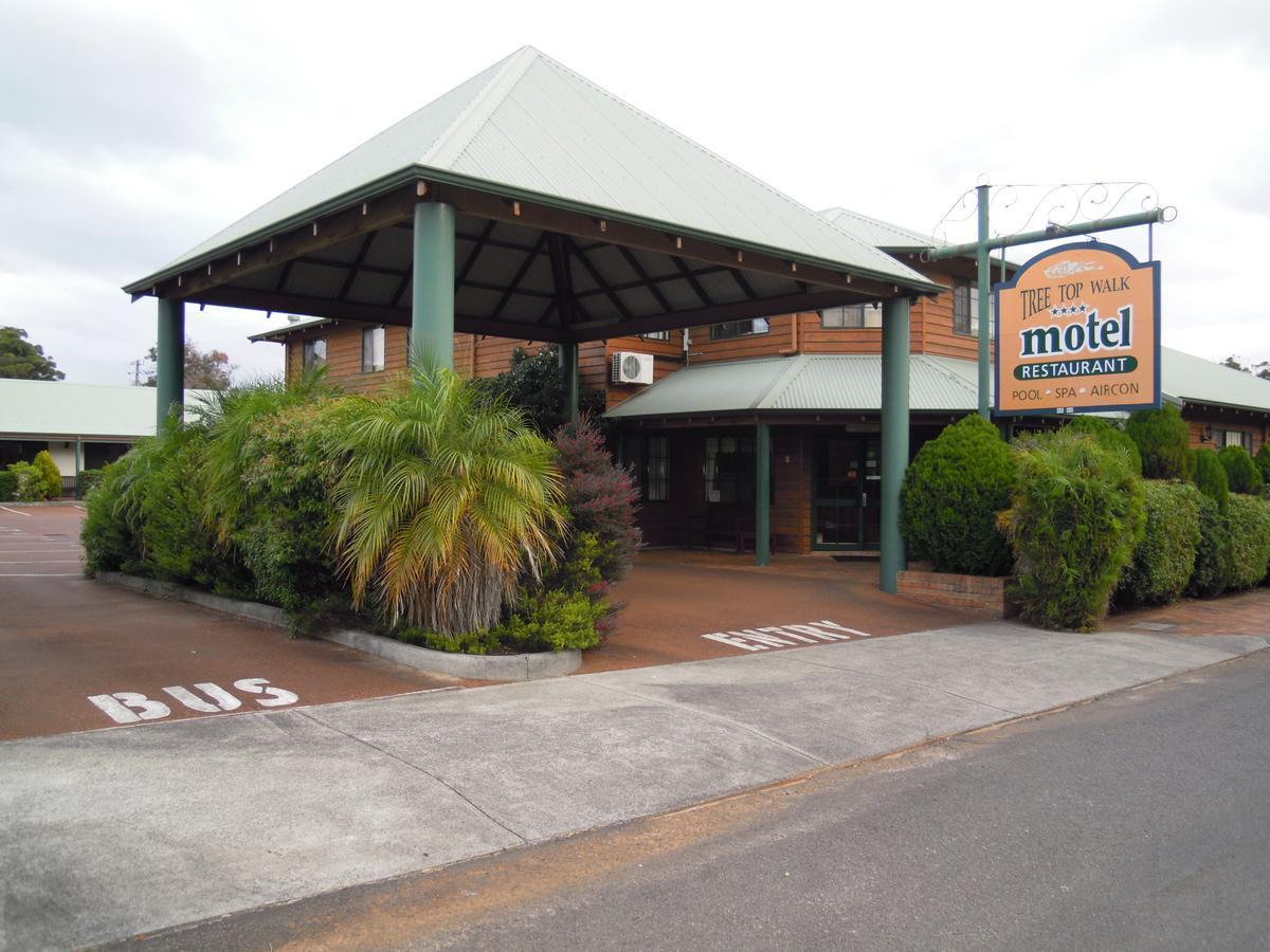 والبول Tree Top Walk Motel المظهر الخارجي الصورة